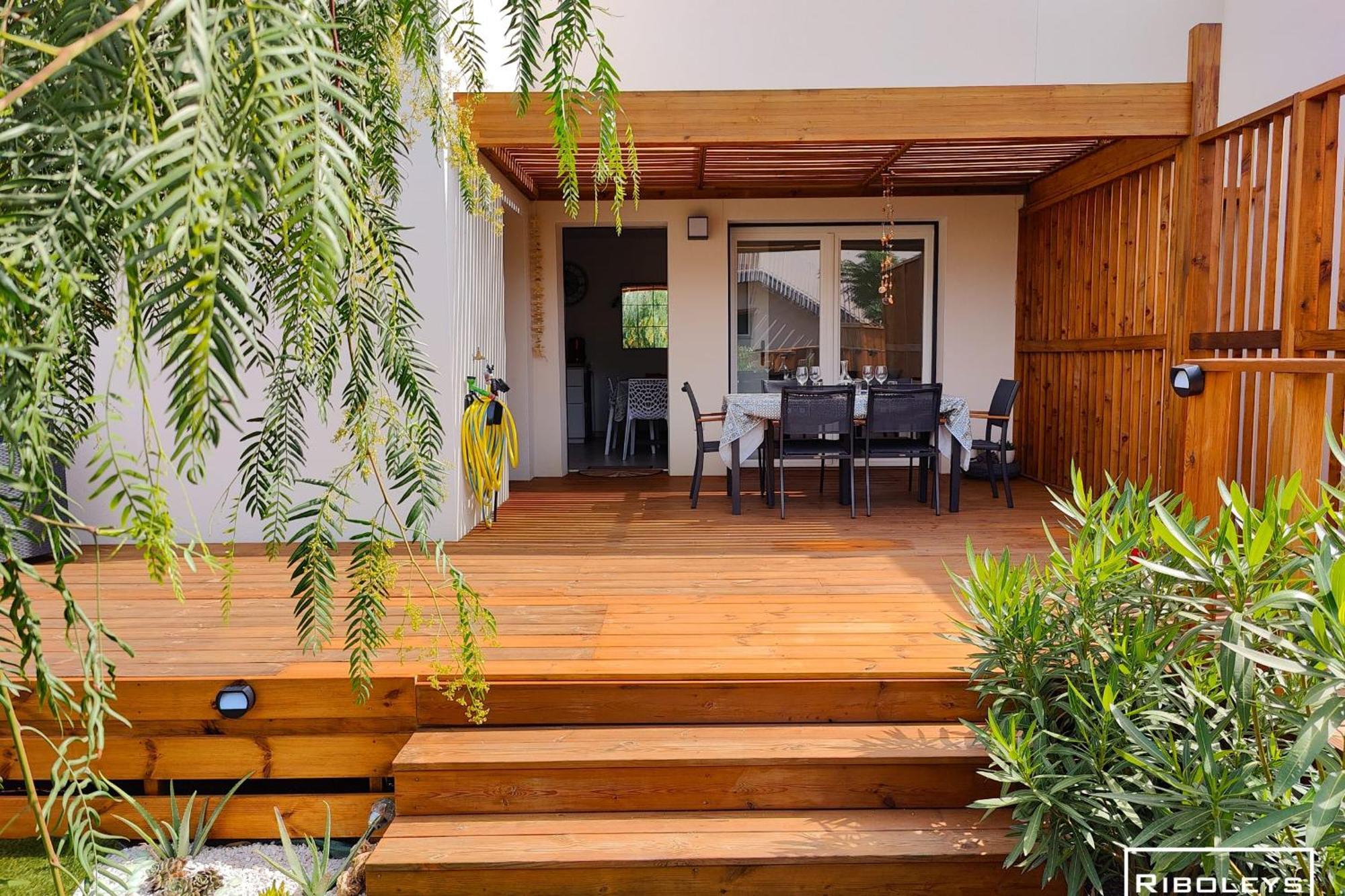 Villa T3 Climatisee En Residence Avec Piscine Vias Exterior foto